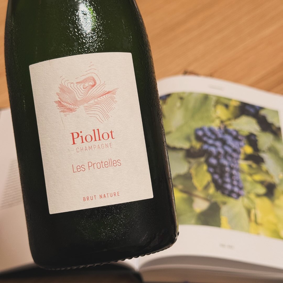 🌹✨ @champagnepiollot - Les Protelles Brut Nature Rosé – ein Rosé, der überrascht und begeistert. Heute habe ich diesen einzigartigen Tropfen zum zweiten Mal genossen, nachdem i… (3)