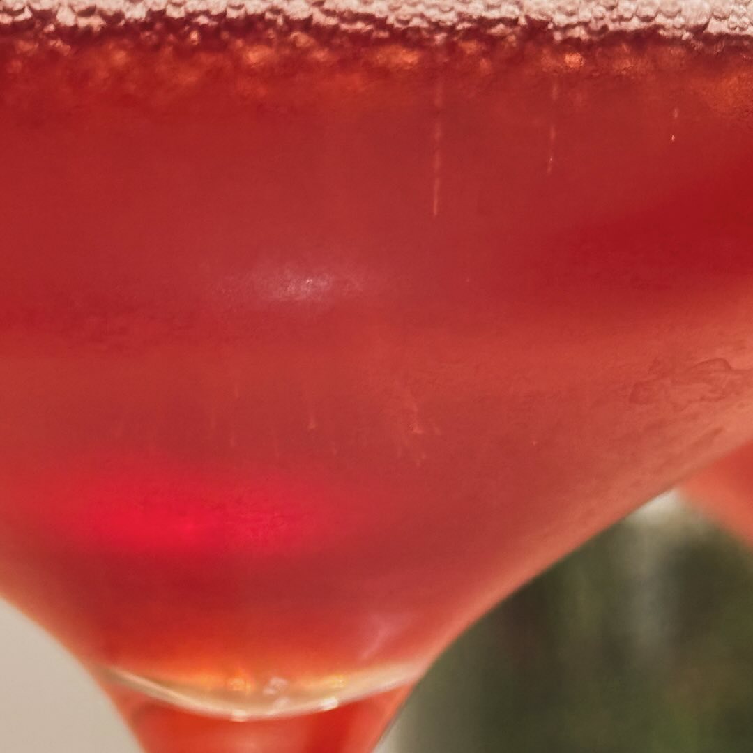 🌹✨ @champagnepiollot - Les Protelles Brut Nature Rosé – ein Rosé, der überrascht und begeistert. Heute habe ich diesen einzigartigen Tropfen zum zweiten Mal genossen, nachdem i… (5)