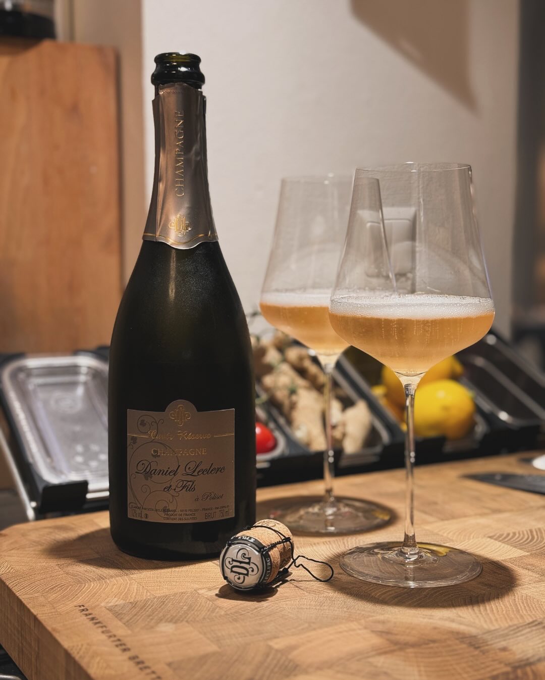 Gestern kam eine Lieferung mit dem gesamten Sortiment von @champagne.daniel.leclerc an – eine großartige Gelegenheit, das Haus kennenzulernen. Doch womit beginnt man? Ich habe m… (1)