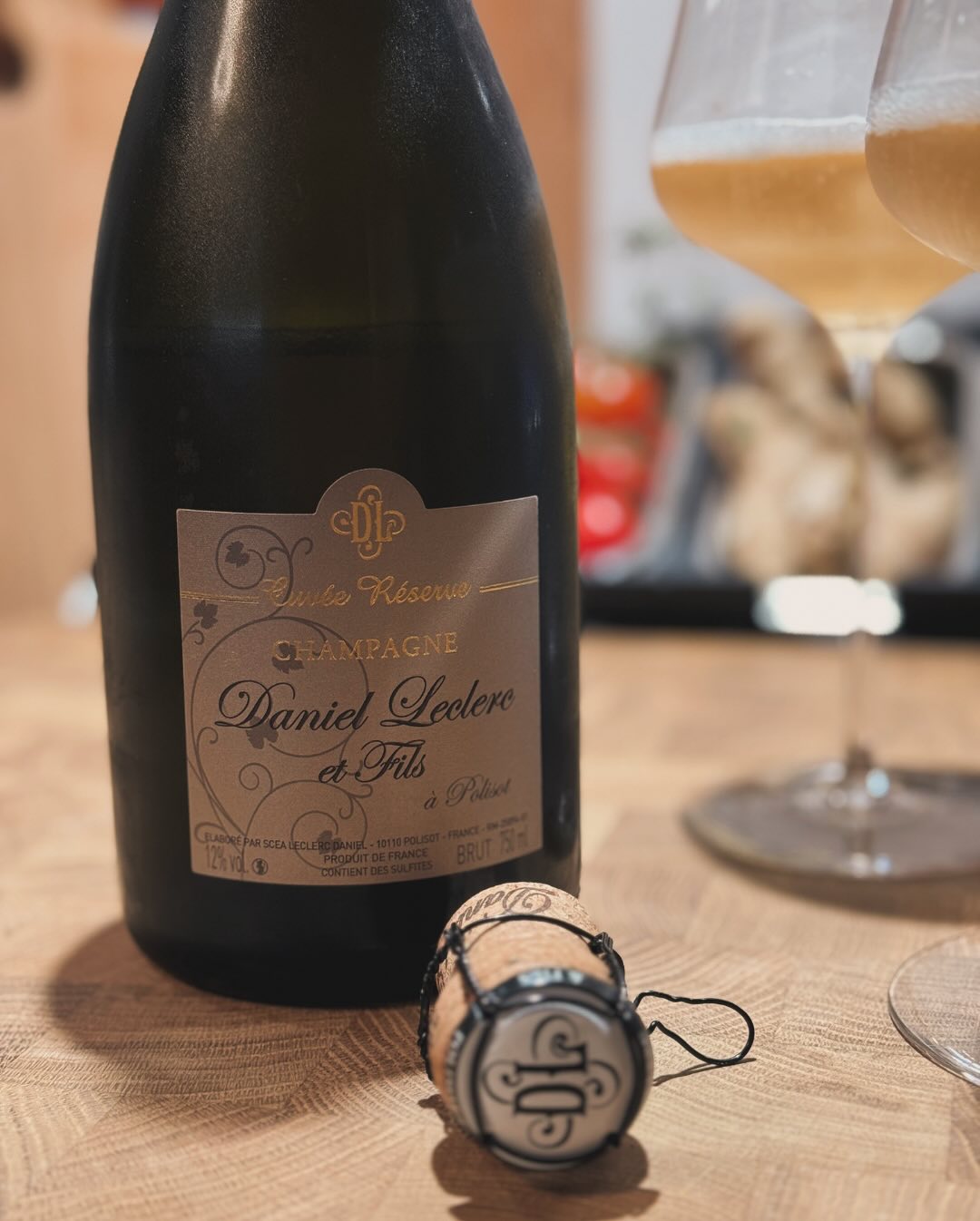 Gestern kam eine Lieferung mit dem gesamten Sortiment von @champagne.daniel.leclerc an – eine großartige Gelegenheit, das Haus kennenzulernen. Doch womit beginnt man? Ich habe m… (5)