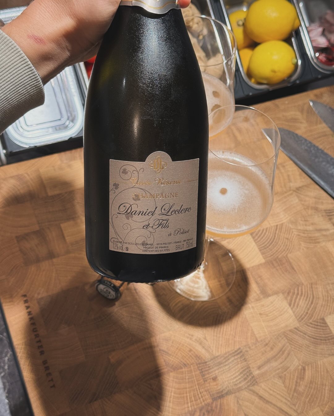 Gestern kam eine Lieferung mit dem gesamten Sortiment von @champagne.daniel.leclerc an – eine großartige Gelegenheit, das Haus kennenzulernen. Doch womit beginnt man? Ich habe m… (7)