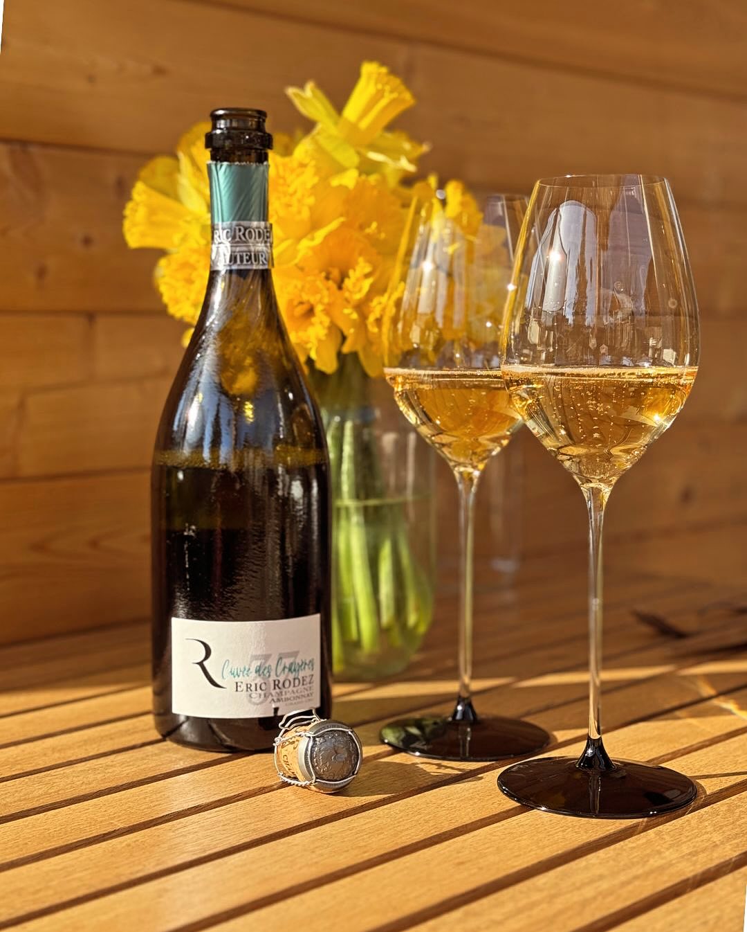 Heute mal ein Champagner mit ordentlich Struktur - @eric_rodez - Cuvée des Crayères - Edition 37 - passend zur gegrillten Dorade mit scharf-zitronigem Brokkoli und Rosmarinkarto… (1)
