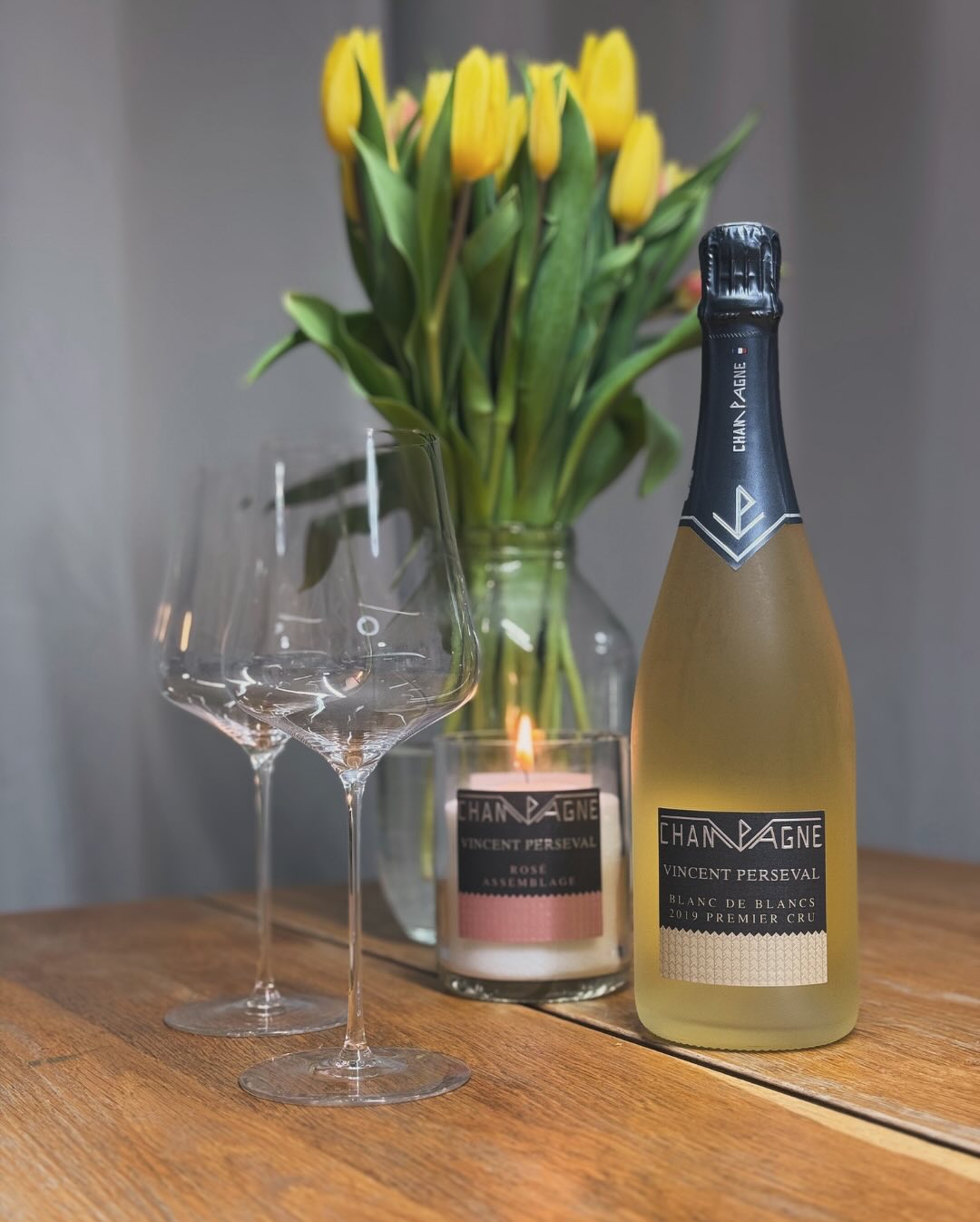 📍 Heute im Glas: Ein reinsortiger Chardonnay aus dem Jahrgang 2019 von @champagnevincentperseval . Ein Blanc de Blancs mit Charakter – frisch, elegant und mit einer lebendigen,… (2)