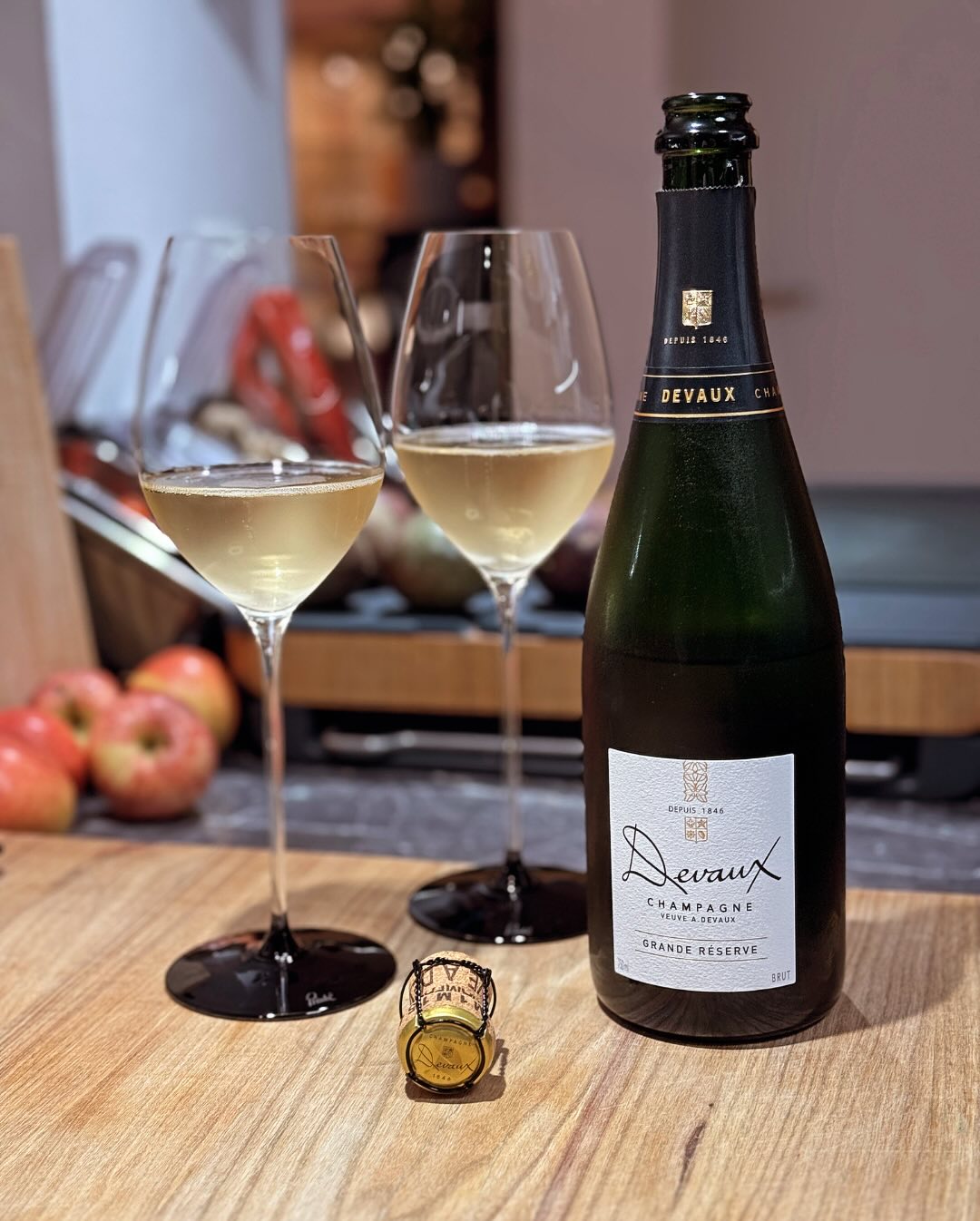 Gestern stand wieder ein Champagner-Haus auf dem Programm, das ich bisher noch nicht probiert hatte – @champagne_devaux ! Genauer gesagt die Grande Réserve, eine Cuvée, die für … (1)