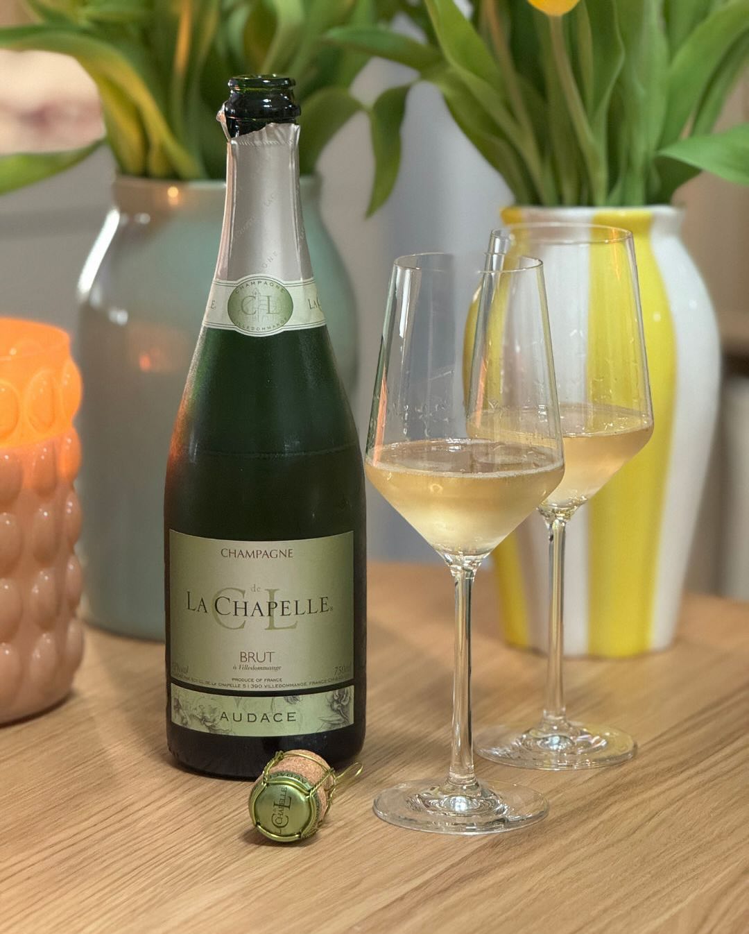 Gestern gab’s mal wieder eine spontane Wahl ohne große Überlegungen: 🥂 @cldelachapelle – Audace Brut Ein Winzerchampagner aus einer der spannendsten Kooperativen der Champagne,… (1)