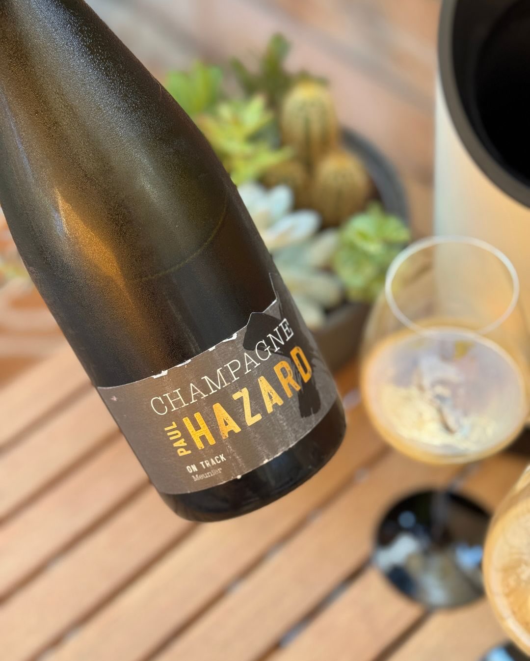 🍾 @champagnepaulhazard – On Track – Meunier 100 % Meunier | Vallée de la Marne | Dosage: 10 g/l Ich hatte eigentlich nur „ein Glas in der Sonne“ im Kopf – aber dieser Champagne… (7)