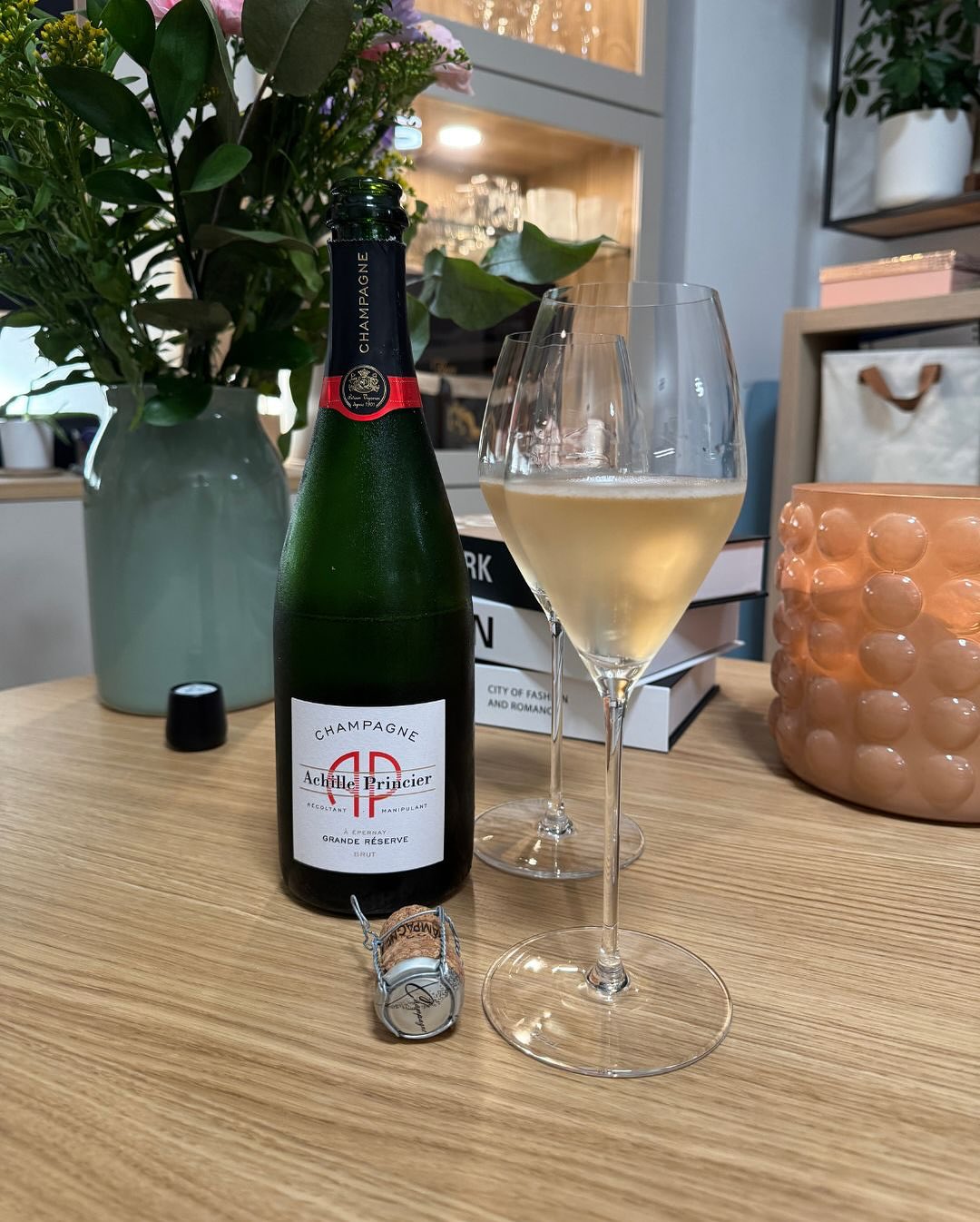 Achille Princier – Grande Réserve Brut. Ohne Glamour. Aber ehrlich. 🍾🕯️🥂 Heute mal keine große Story, keine Winzerlegende, keine eigene Website, kein Instagram-Account. Achil… (5)