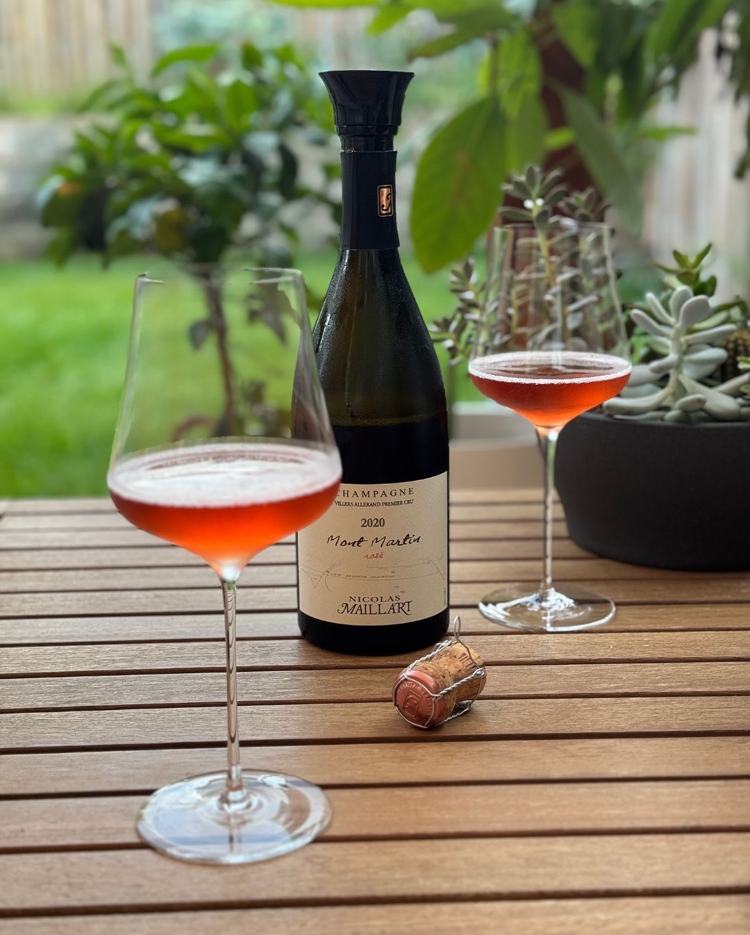 Gestern geöffnet: Mont Martin Rosé 2020 von @nicolasmaillart – ein Premier Cru aus Villers Allerand mit feiner Farbe, klarer Struktur und intensiver Frische. Doch beim Blick auf… (5)
