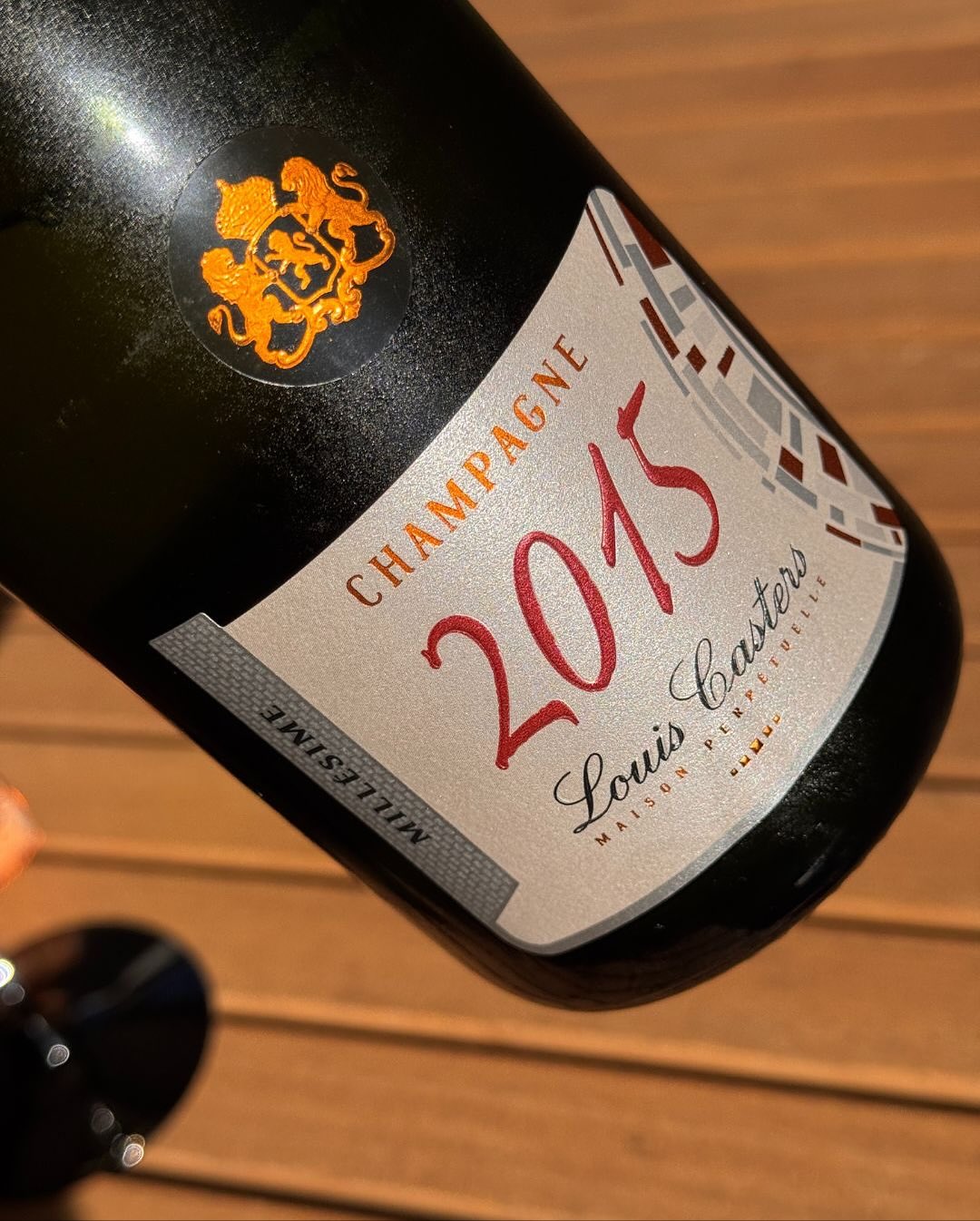 Im Supermarkt entdeckt – und gleich mitgenommen: @champagnecasters – Millésime 2015 Grand Cru Blanc de Blancs. Eine Marke, die man nicht bei den ganz großen Namen einordnet, abe… (5)