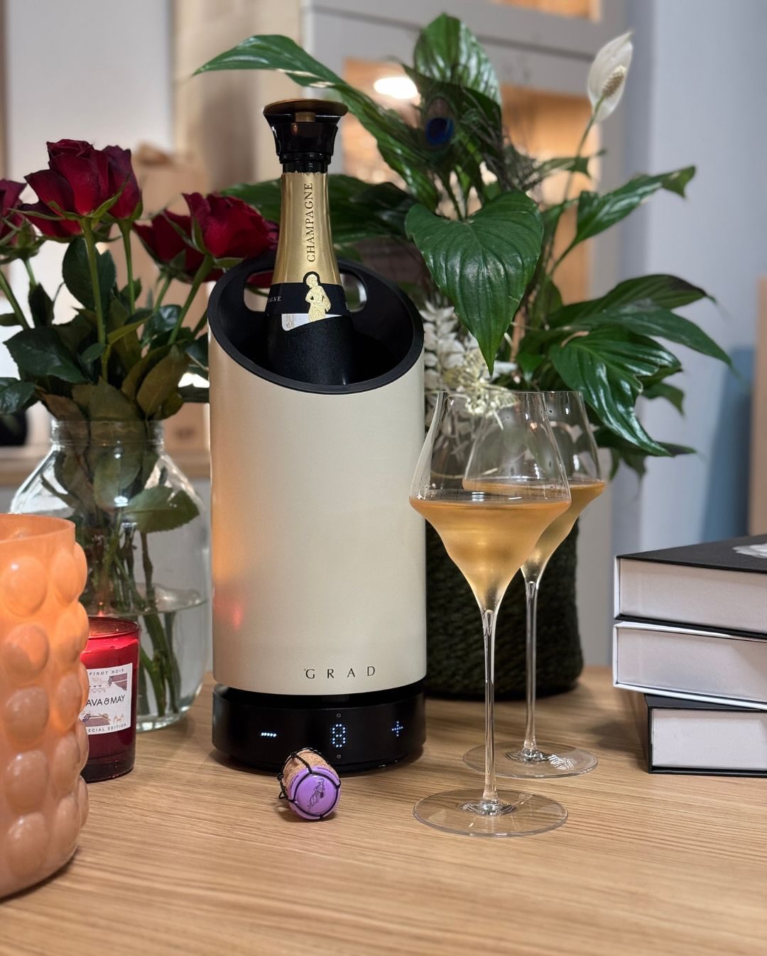 Heute im Glas: @champagne_michel_hoerter – Les 2 Muses. Ein Blanc de Noirs aus Pinot Noir und Meunier, der den Charakter der Vallée de la Marne wunderbar einfängt. Champagne-Fac… (5)