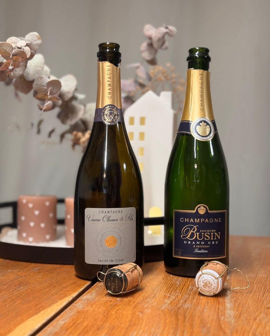 Der zweite und süße Part des zweierlei Palatschinken-Experiments – klassisch: mit Schokocreme und Staubzucker. Im Glas dazu der @champagnejacquesbusin – Tradition Demi Sec, etwa… (6)