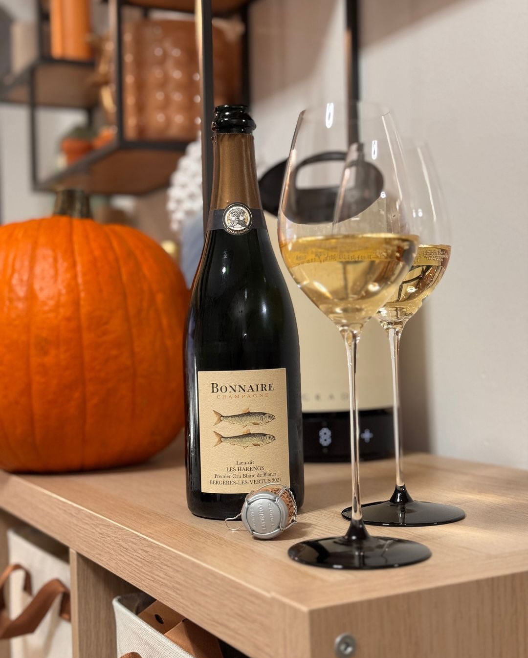 Pünktlich zum Global Champagne Day – und zum Start in die Herbstferien – kam gestern ein Paket von @bonnaireclouet an. Den „Les Harengs 2021“ habe ich direkt für den Abend ausge… (1)