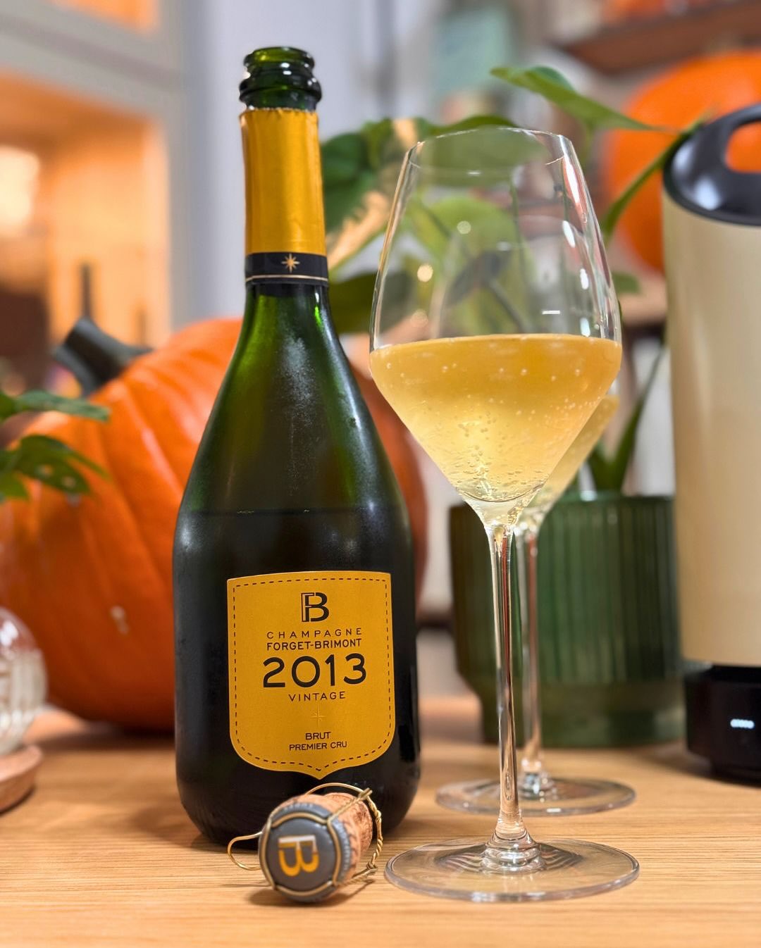 Für gestern Abend hatte ich den @champagne_forget_brimont – Vintage 2013 rausgesucht. Eine Flasche, die ich zweimal im Keller habe, aber bisher noch nicht kannte. Daher die Idee… (4)