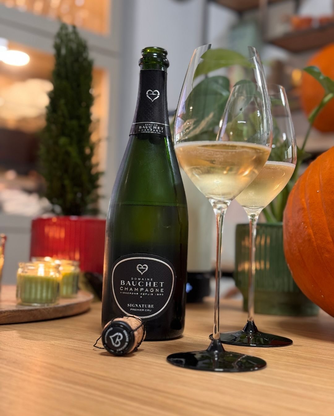 Gestern erreichte mich ein tolles Paket von @domainebauchet – und ich wollte direkt die erste Flasche öffnen, um zu sehen, was das Haus ausmacht. Die Wahl fiel auf den Signature… (7)