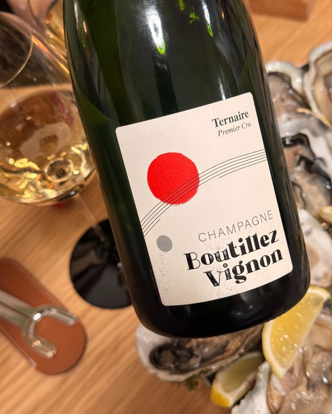 Vorgestern Abend war mal wieder Seafood angesagt. Ich war bei @sofisch_graz shoppen und hab neben Austern auch noch Jakobsmuscheln mitgebracht – dazu aber mehr im nächsten Post.… (11)