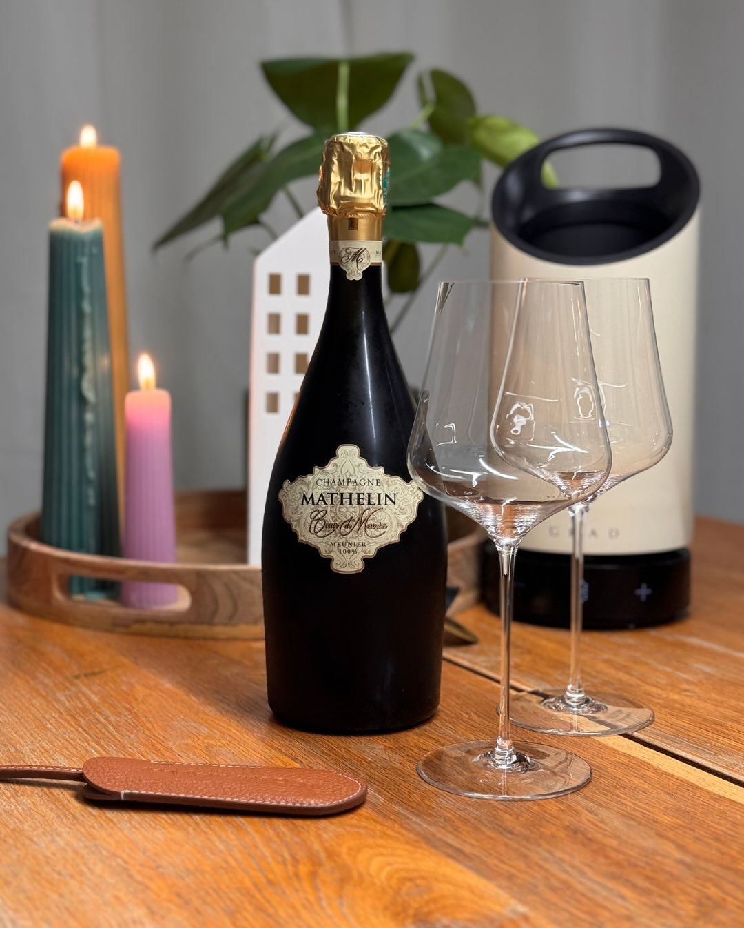 Wie stark lässt du dich von der Optik einer Flasche beeinflussen? Ich versuche es eigentlich komplett auszublenden. Meine Frau – Designerin – bewertet das aber immer mit. Und … (3)