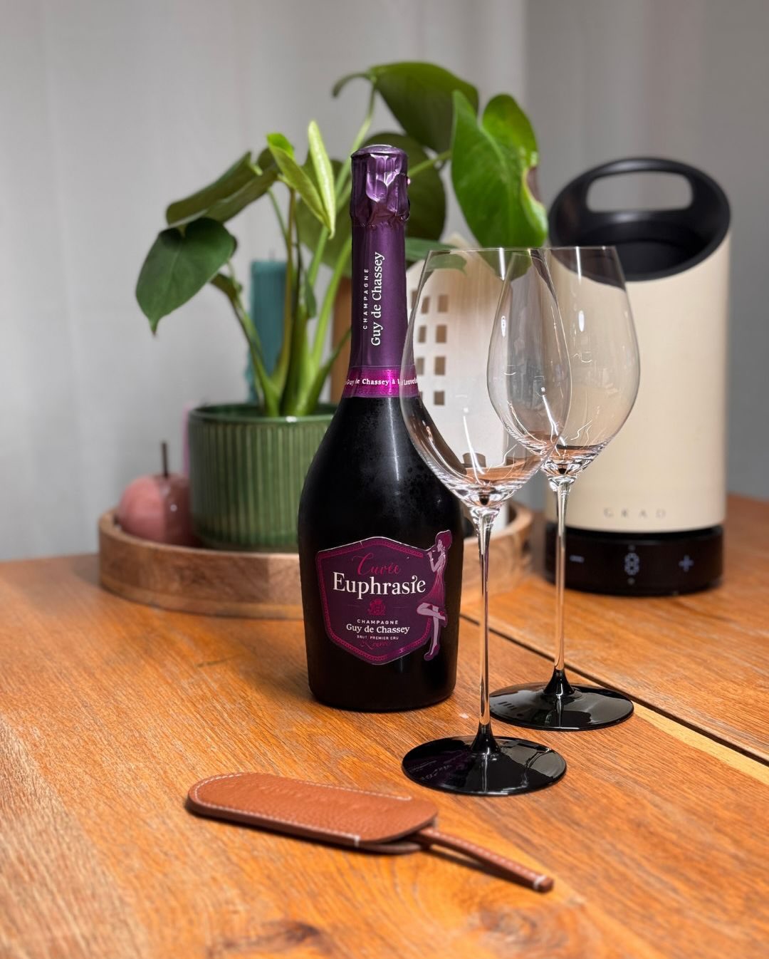 In meiner Journey merke ich jetzt nach fast einem Jahr immer wieder, wie normal es für mich geworden ist, Champagner zu trinken. Deswegen probiere ich auch immer wieder mal eine… (3)