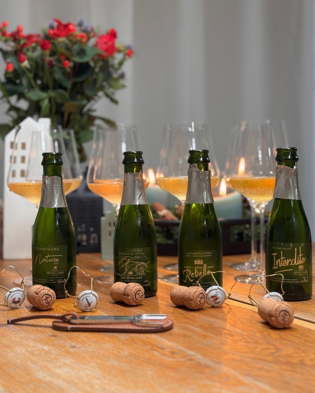 11 Flaschen aus dem @piotsevillano Adventskalender, aufgeteilt in 3 Flights, an einem Tag verkostet. Nicht als klassisches Tasting, sondern als bewusster Vergleich: gleiche Temp… (1)