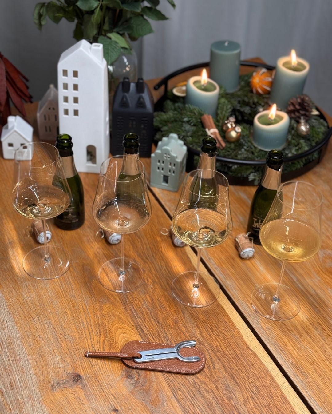 11 Flaschen aus dem @piotsevillano Adventskalender, aufgeteilt in 3 Flights, an einem Tag verkostet. Nicht als klassisches Tasting, sondern als bewusster Vergleich: gleiche Temp… (5)