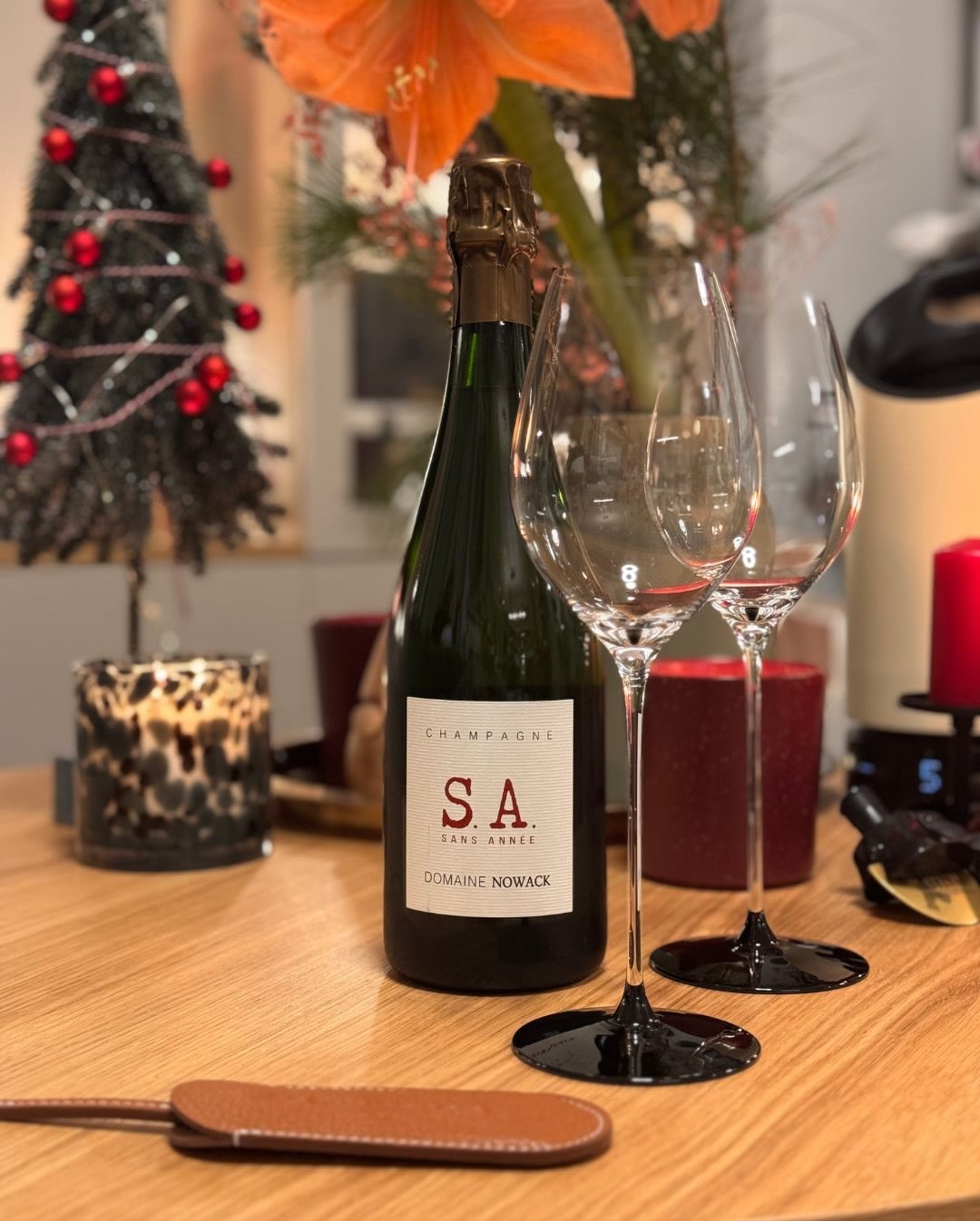 Heute kam die Flasche nicht von mir. Ich habe meist eine ziemlich klare Vorstellung davon, welche Champagner ich für welche Situation öffnen möchte. Und dann kam meine Tochter a… (3)