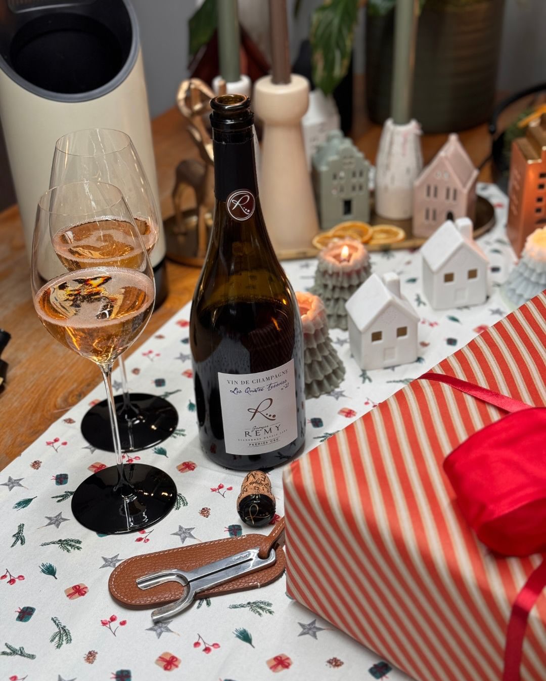 Der @georges.remy – Les Quatre Terroirs No. 21 hat uns bei den wichtigsten Weihnachtsvorbereitungen am 3. Advent nicht nur kurz begleitet. Vom Nachmittag bis in den Abend hinein… (3)
