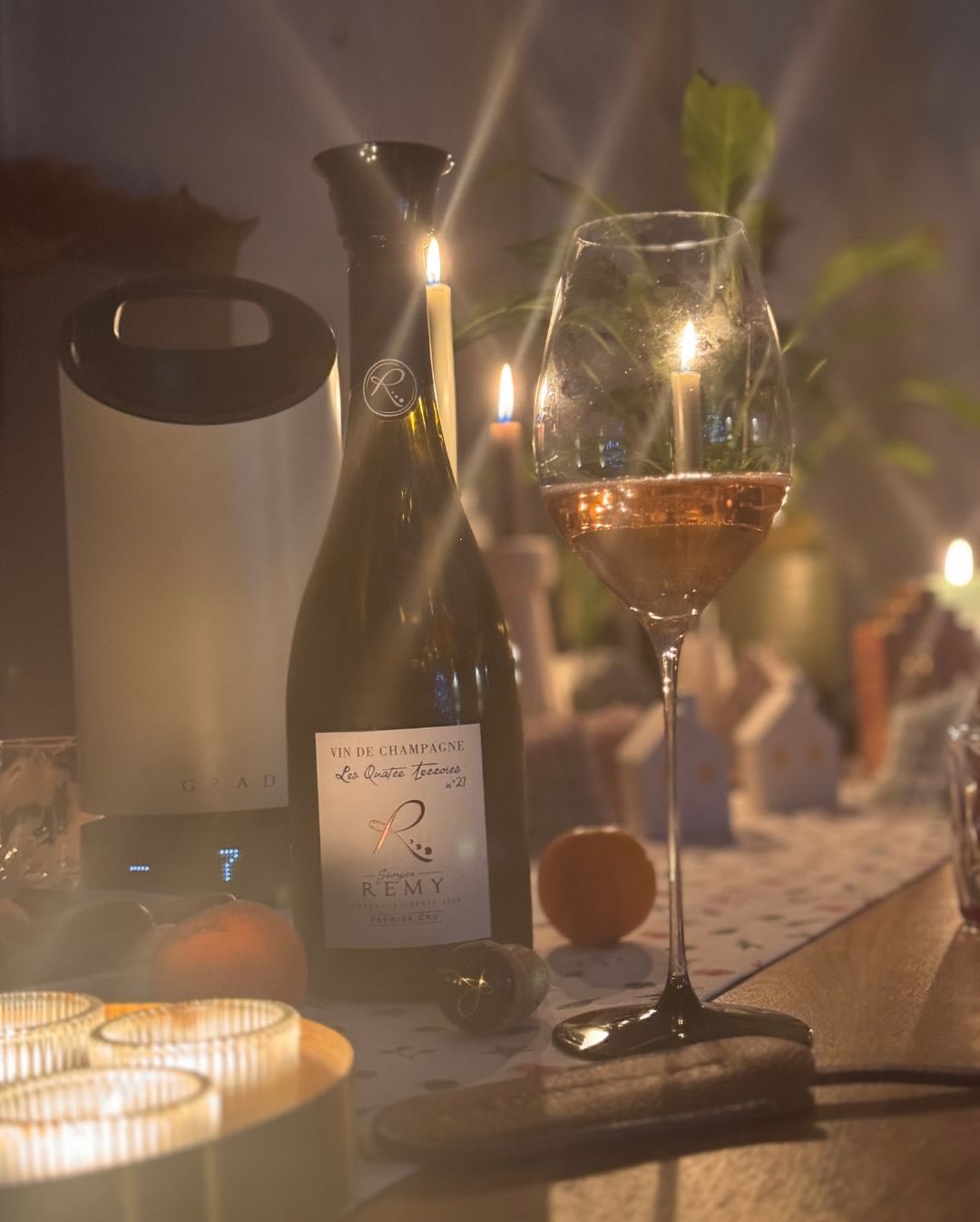 Der @georges.remy – Les Quatre Terroirs No. 21 hat uns bei den wichtigsten Weihnachtsvorbereitungen am 3. Advent nicht nur kurz begleitet. Vom Nachmittag bis in den Abend hinein… (8)