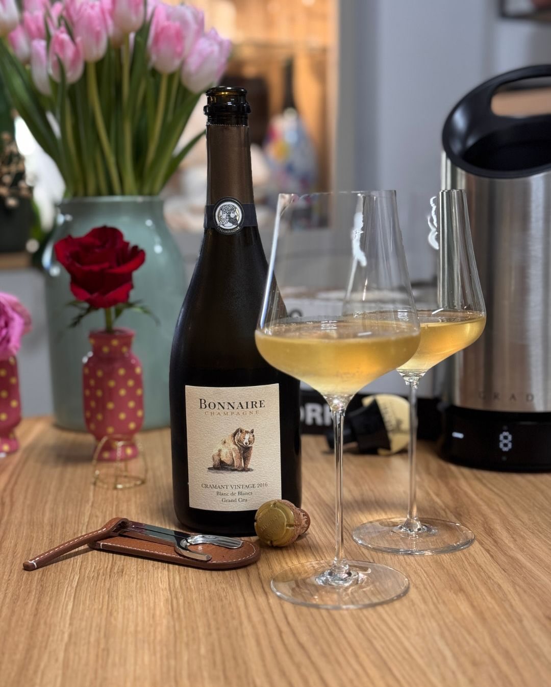 Wer 100 % Chardonnay liebt, kommt an den Grand-Cru-Lagen von Cramant an der nördlichen Côte des Blancs nicht vorbei. Das Dorf ist berühmt für Weine mit enormer aromatischer Kraf… (1)