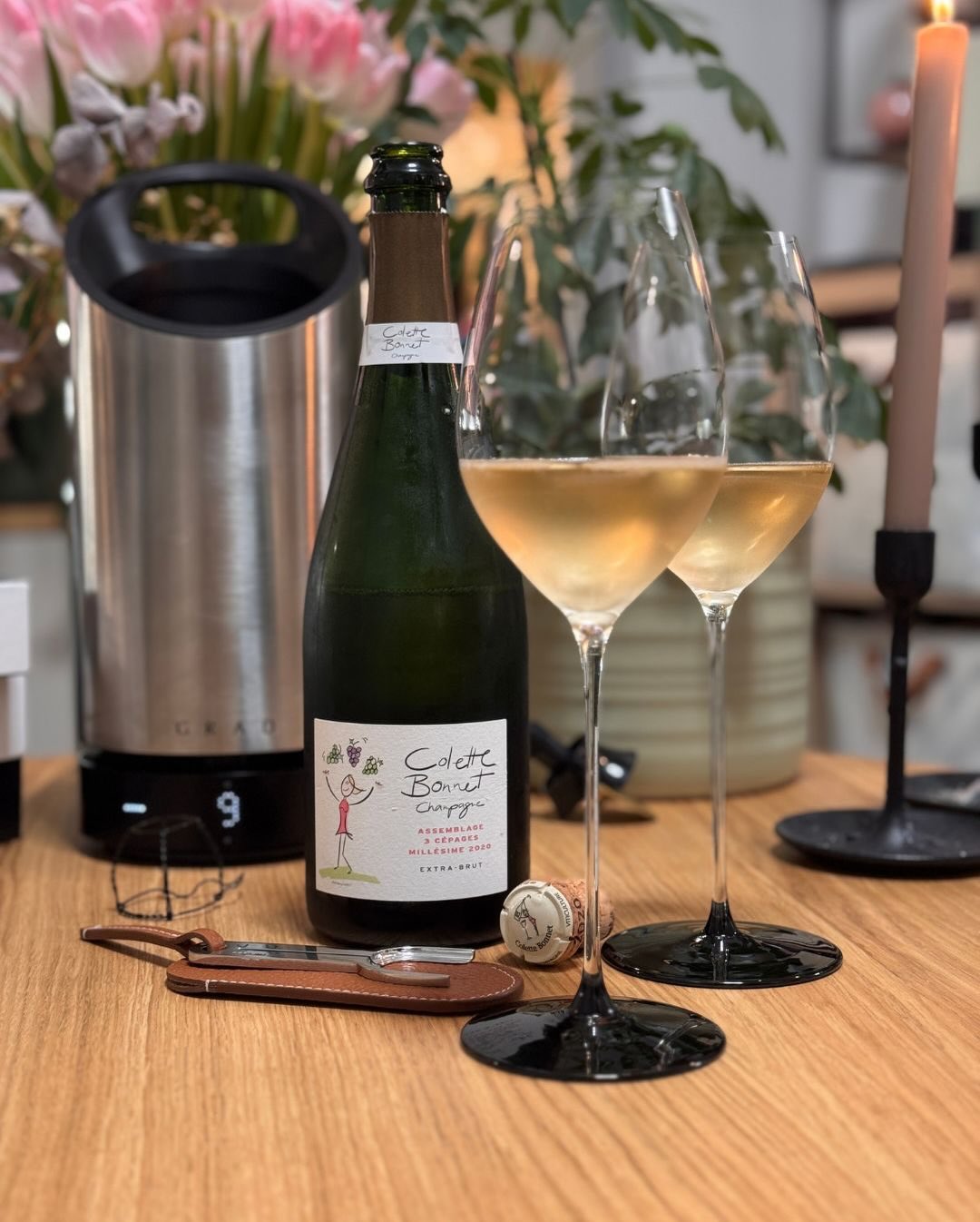 Gestern hatte ich mal wieder einen echten Geheimtipp: Den „Assemblage 3 Cépages“ Millésime 2020 von @champagnecolettebonnet . Colette Bonnet bewirtschaftet gerade einmal 2,24 He… (8)