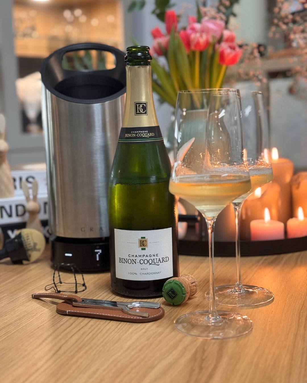 Heute öffne ich einen 100% Chardonnay von @champagnebinoncoquard aus dem Jahr 2022. Ein reiner Chardonnay aus der Côte des Bars – genauer gesagt aus Spoy, wo Maxime Binon-Coquar… (1)