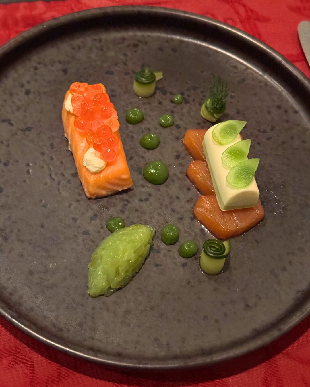 Gestern Abend waren wir zum Abschluss noch im restaurant_cest_la_vie_leipzig und haben uns ein fantastisches 7-Gänge-Menü gegönnt. Die Bilder vom Essen lasse ich heute einfach m… (3)