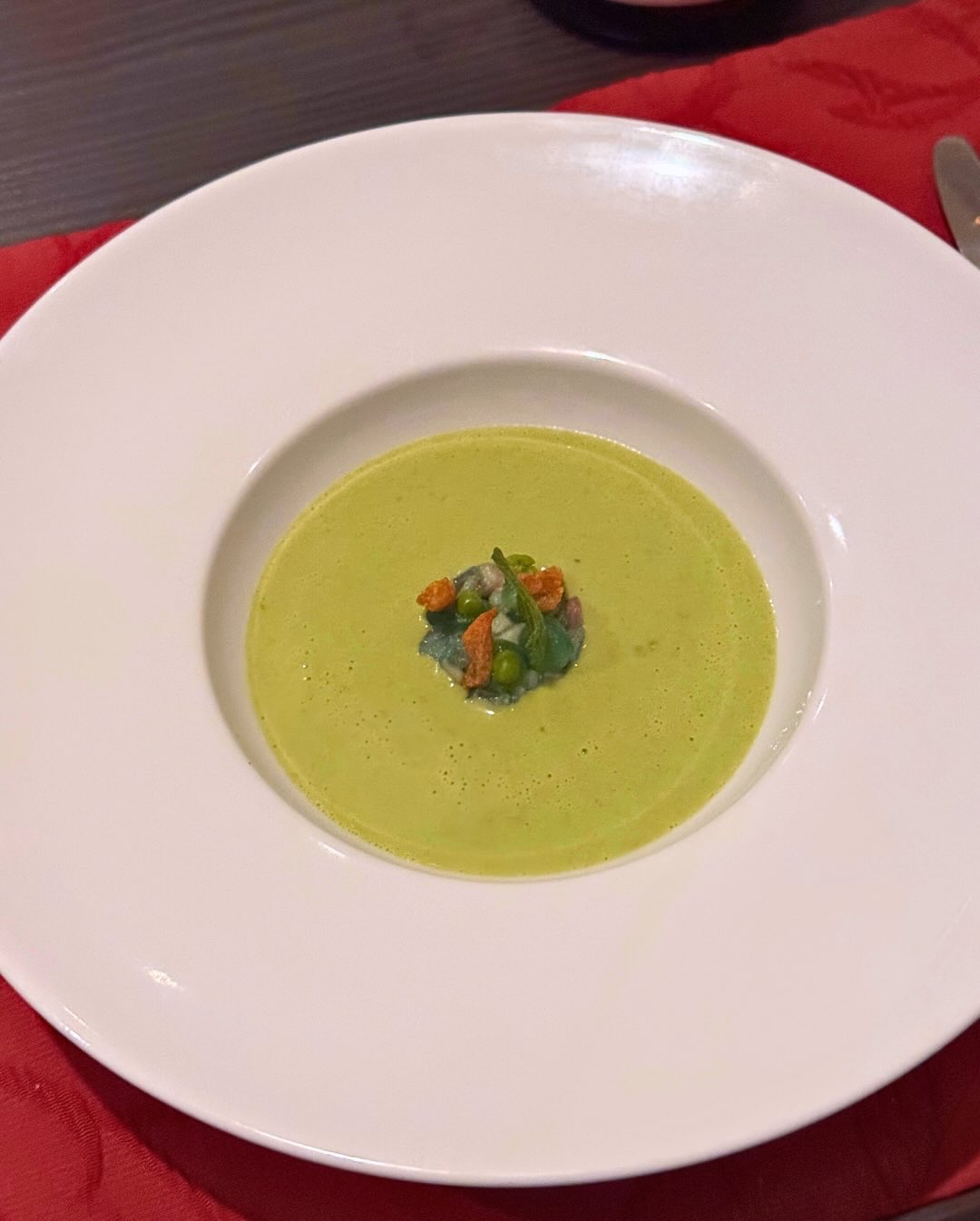 Gestern Abend waren wir zum Abschluss noch im restaurant_cest_la_vie_leipzig und haben uns ein fantastisches 7-Gänge-Menü gegönnt. Die Bilder vom Essen lasse ich heute einfach m… (4)