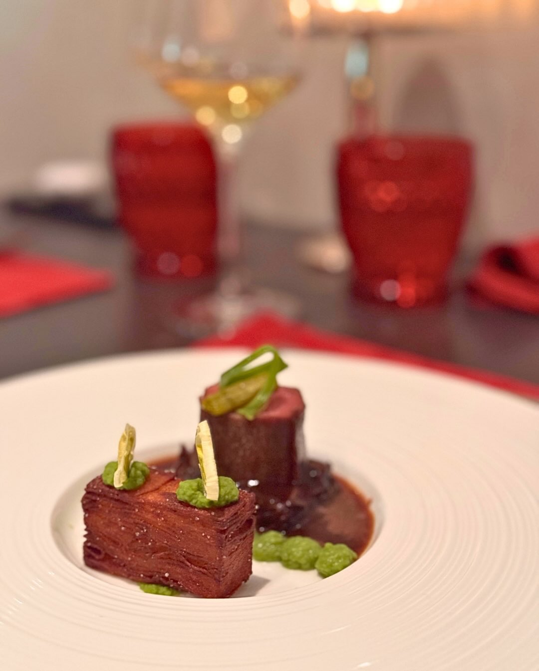 Gestern Abend waren wir zum Abschluss noch im restaurant_cest_la_vie_leipzig und haben uns ein fantastisches 7-Gänge-Menü gegönnt. Die Bilder vom Essen lasse ich heute einfach m… (9)