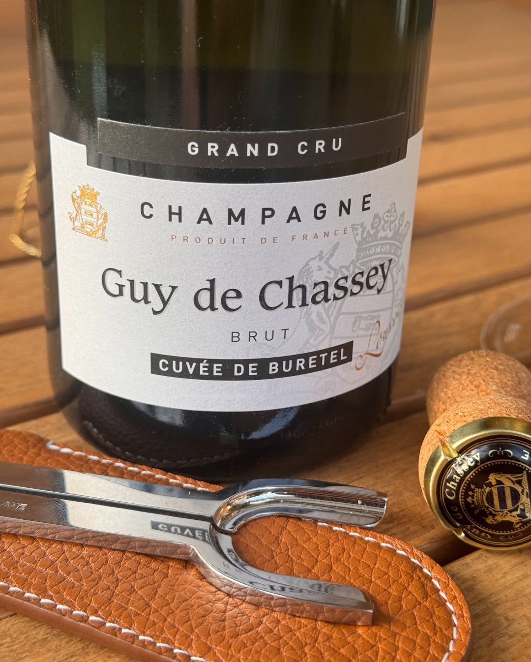 Von @champagneguydechassey hatte ich ja nun schon ein paar Flaschen im Glas – und bisher waren alle sehr solide und haben durchweg richtig Spaß gemacht. Genauso die Cuvée de Bur… (5)