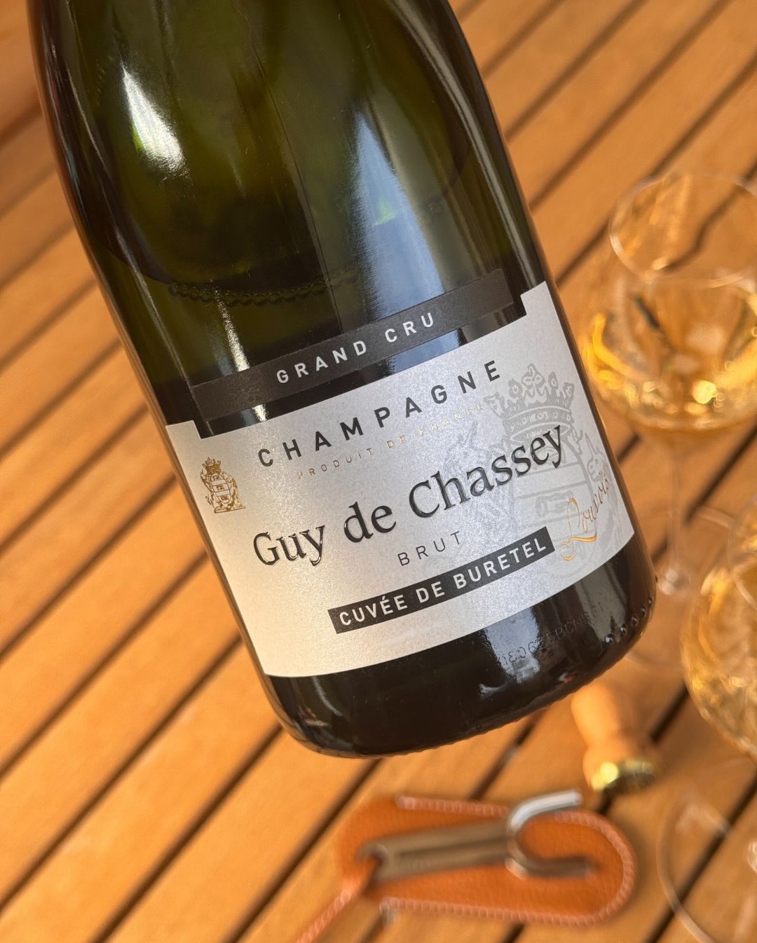 Von @champagneguydechassey hatte ich ja nun schon ein paar Flaschen im Glas – und bisher waren alle sehr solide und haben durchweg richtig Spaß gemacht. Genauso die Cuvée de Bur… (9)