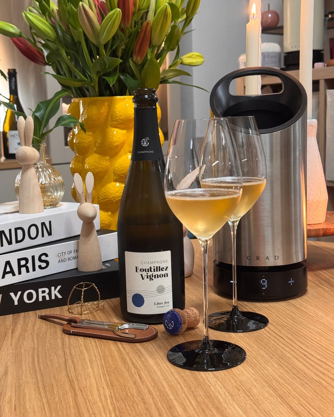 Drei Wochen nach dem Intonation Rosé jetzt der Libre Jeu von @champagne_boutillez_vignon. Gleiches Haus, andere Cuvée, dieselbe graphitische Handschrift. Genau diese Note ist fü… (8)