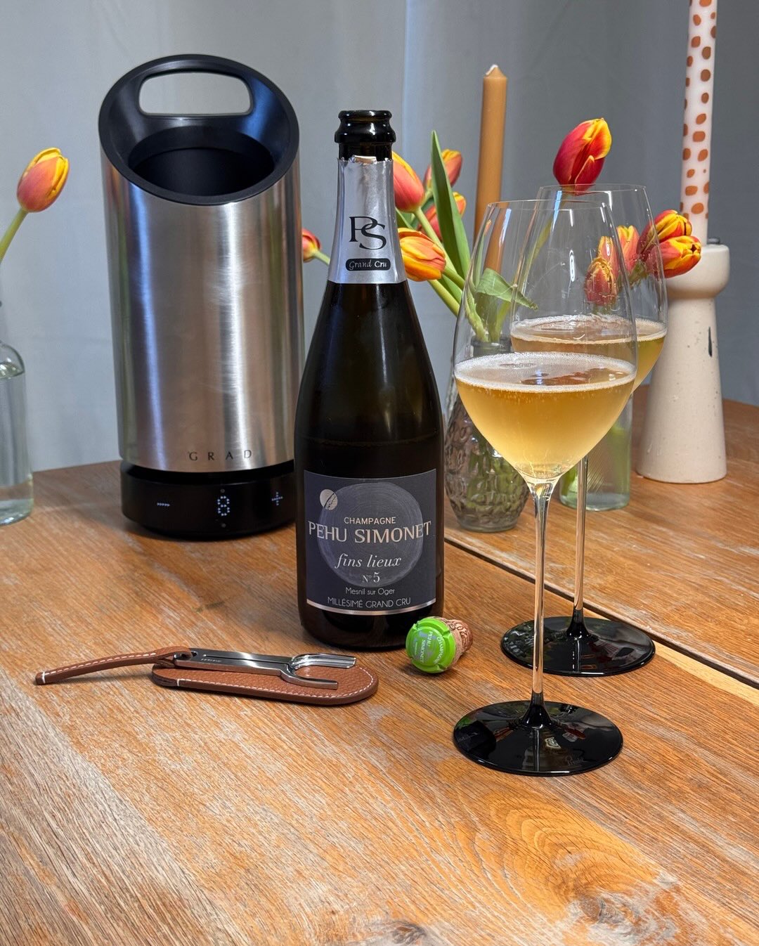 Diese Spannung die diese Flasche mit sich bring, macht den Fins Lieux No 5 von @champagne_pehusimonet so reizvoll. Eine reine Chardonnay-Interpretation aus einer der Spitzenlage… (7)