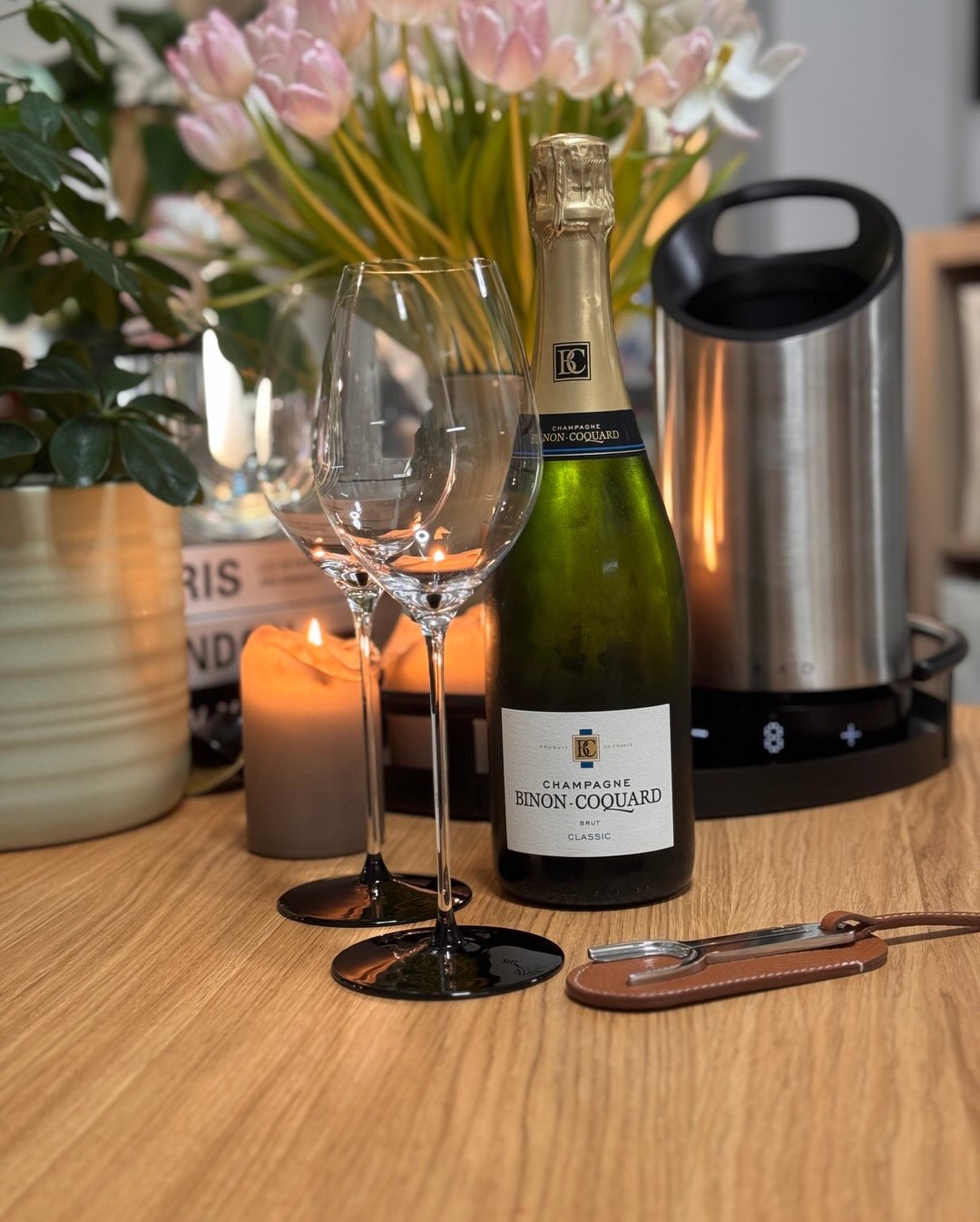 Heute gibt’s den Classic Brut von @champagnebinoncoquard , eine Pinot Noir-dominierte Cuvée aus Spoy in der Côte des Bar. Bei Binon-Coquard ist Tradition kein Marketing. Im Fami… (4)