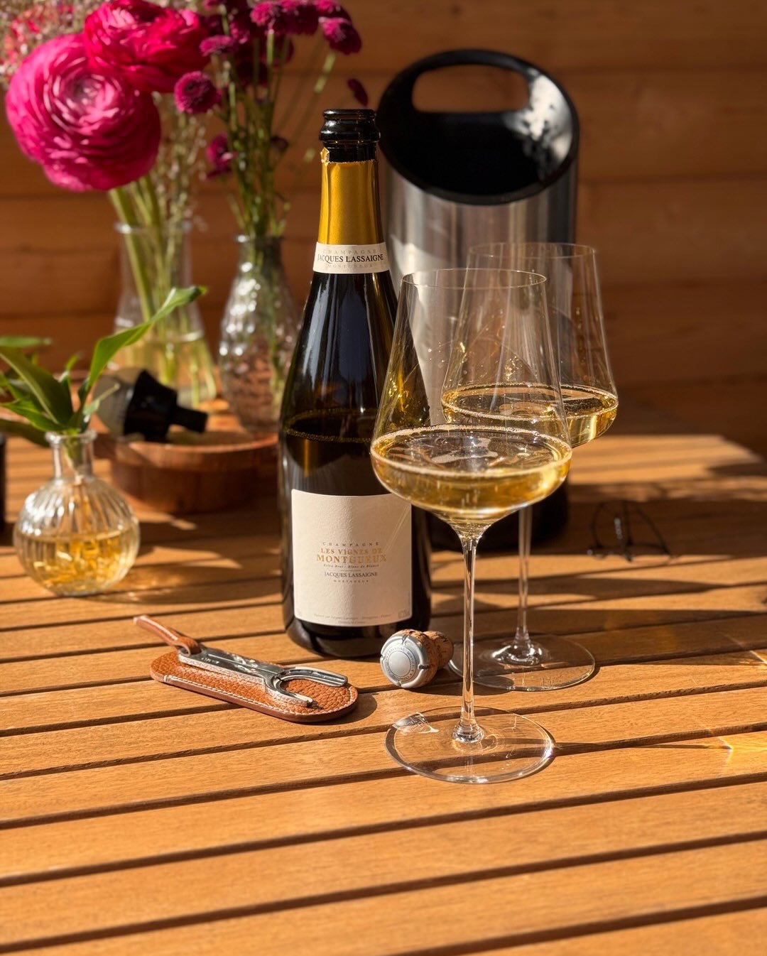 Der Les Vignes de Montgueux von Jacques Lassaigne ist ein Blend aus neun verschiedenen Lagen des Dorfes und zwei Jahrgängen - @lassaignemontgueux nutzt die intensive Säure-Struk… (7)