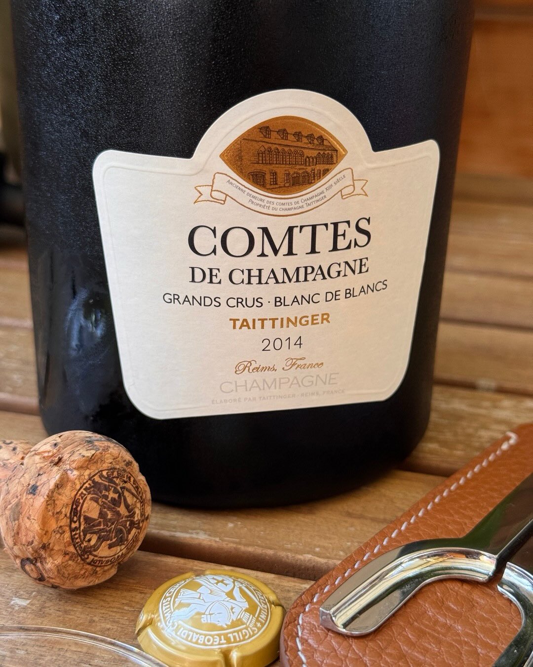Mein erster Comtes de Champagne. Und ich weiß jetzt, warum diese Cuvée seit Jahrzehnten als Maßstab gilt. Der Comtes de Champagne Blanc de Blancs 2014 von @champagnetaittinger i… (7)