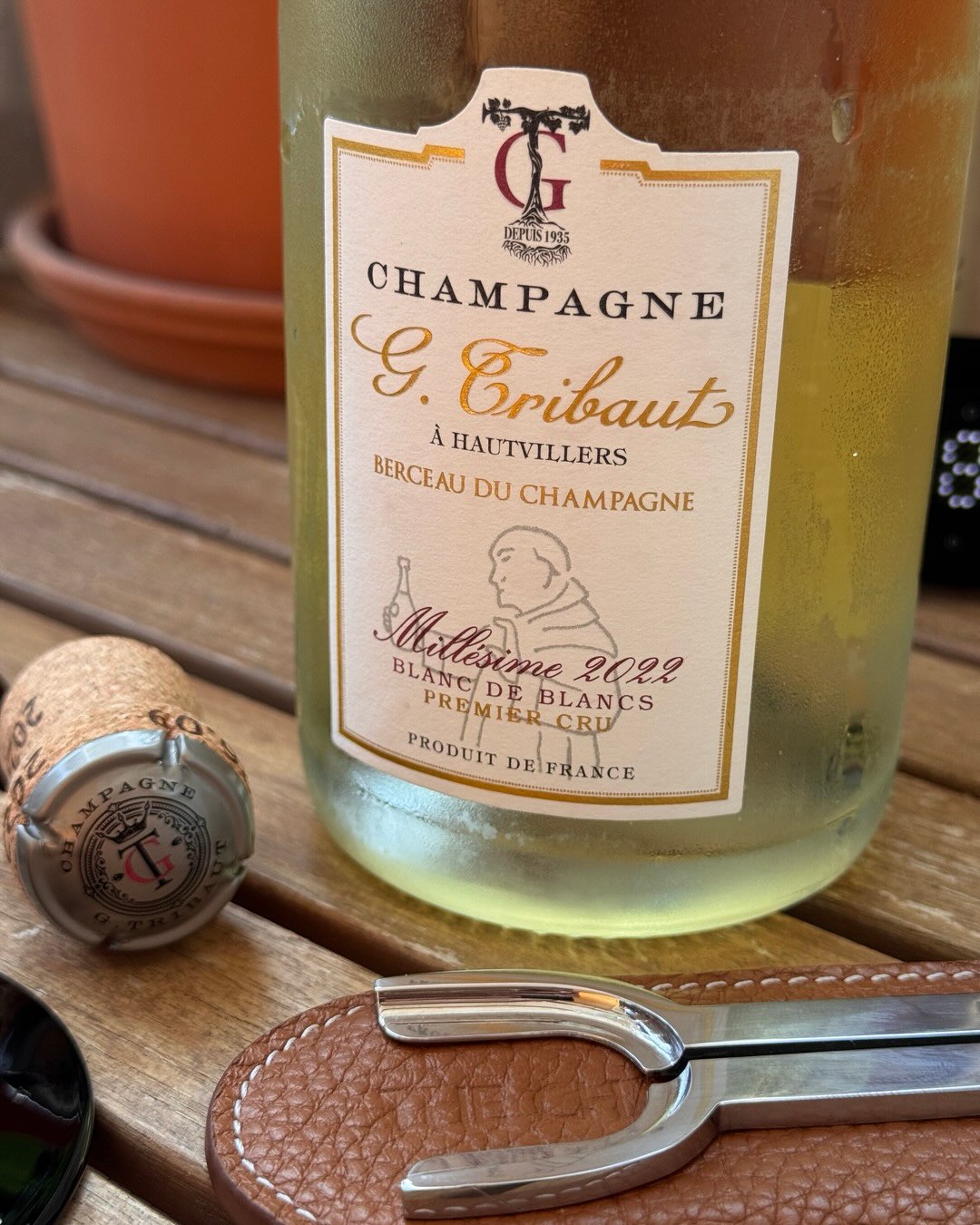 2022 ist ein Jahrgang, der mich überrascht hat. Blanc de Blancs von @champagne_g.tribaut mit Frucht, konzentriert, fast schon saftig. Was ich sagen kann: das 2022 war klimatisch… (5)